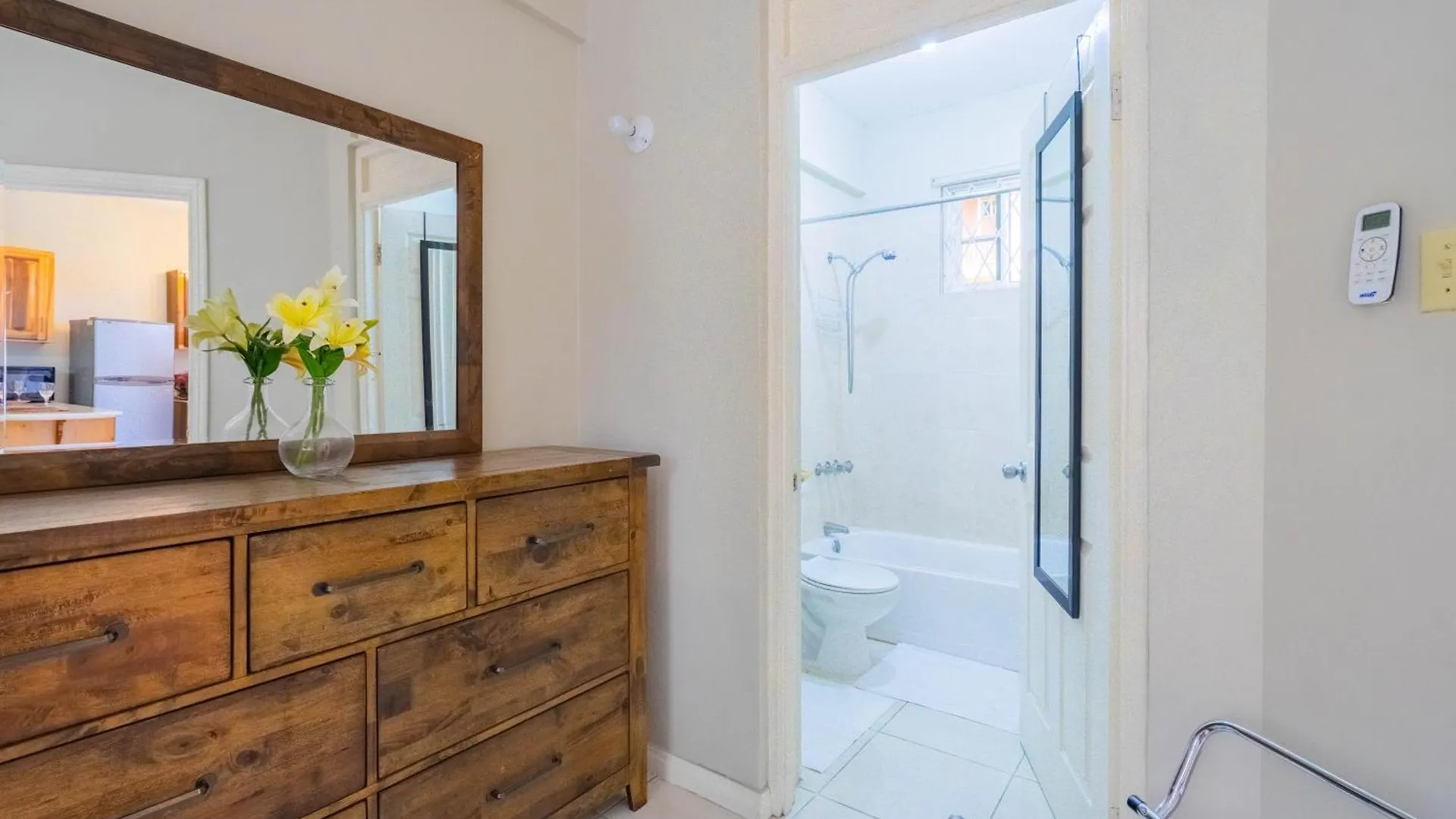 Musgrave Annex- Comfy 1 Bedroom Apartment On The Ground Floor Kingston 0*,