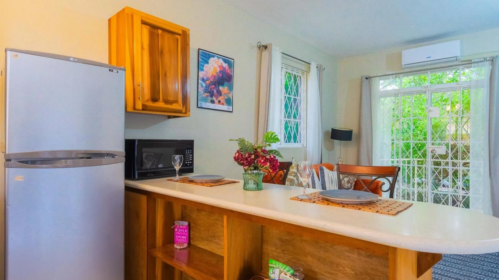 Musgrave Annex- Comfy 1 Bedroom Apartment On The Ground Floor Kingston Jamajka